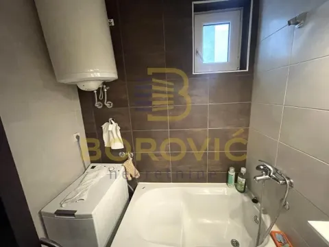 Prodaja, dvosoban stan, 55m², Đeram Pijaca, Beograd - image 9