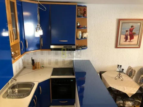 Sale, two bedroom apartment, 50m², Budva, Crna Gora - image 2