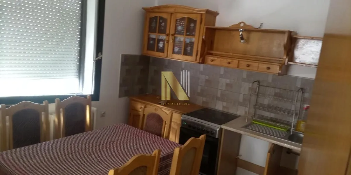 Prodaja, kuća, 366m², Sajmište, Novi Sad