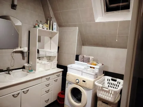 Izdavanje, trosoban stan, 90m², Centar, Niš - image 46