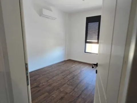 Sale, two bedroom apartment, 58m², Bjeliši, Bar - image 11