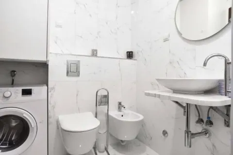 Rent, one bedroom apartment, 45m², Centar, Budva - image 6