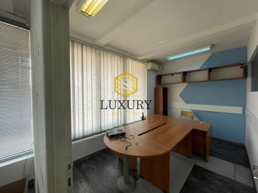 Rent, office space, 160m², Kod Big Fashion-a, Podgorica