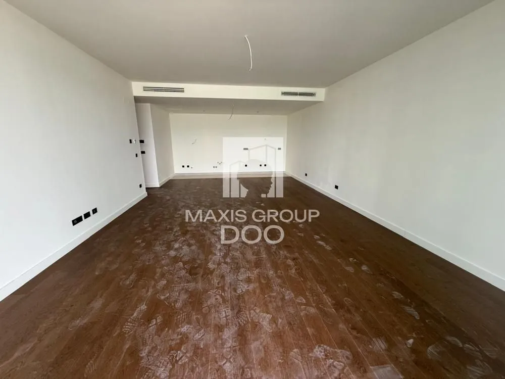 Prodaja, četvorosoban stan, 150m², Savski Venac, Beograd