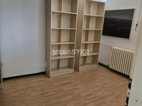 Izdavanje, poslovni prostor, 105m², Poštanska Štedionica, Palilula Sve Podlokacije - image 6