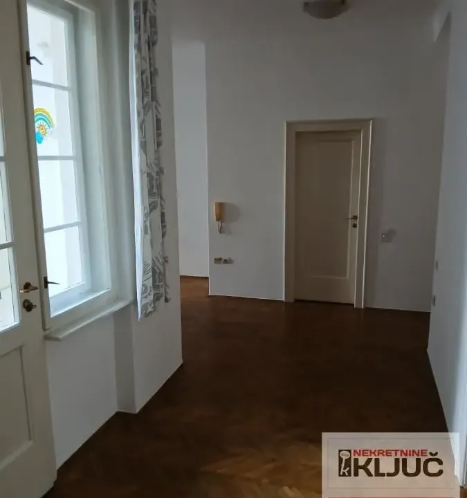 Sale, two bedroom apartment, 70m², Centar, Novi Sad