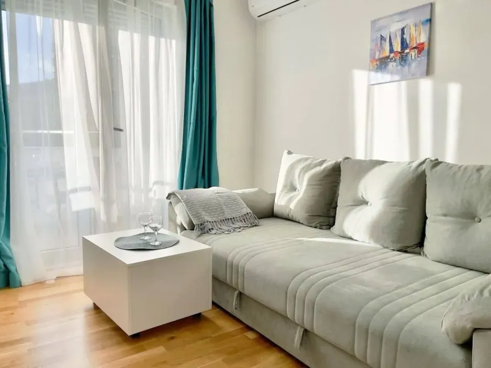 Rent, studio apartment, 26m², Lazi, Budva