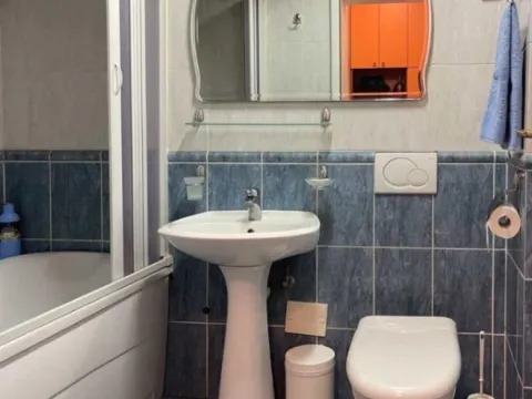 Izdavanje, dvosoban stan, 76m², Centar, Podgorica - image 8