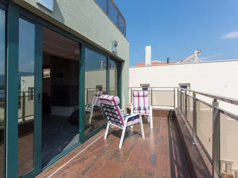 Sale, house, 190m², Kotor, Crna Gora - image 26