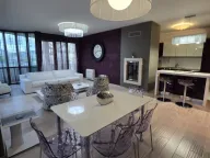 Izdavanje, trosoban stan, 140m², Preko Morače, Podgorica - image 21