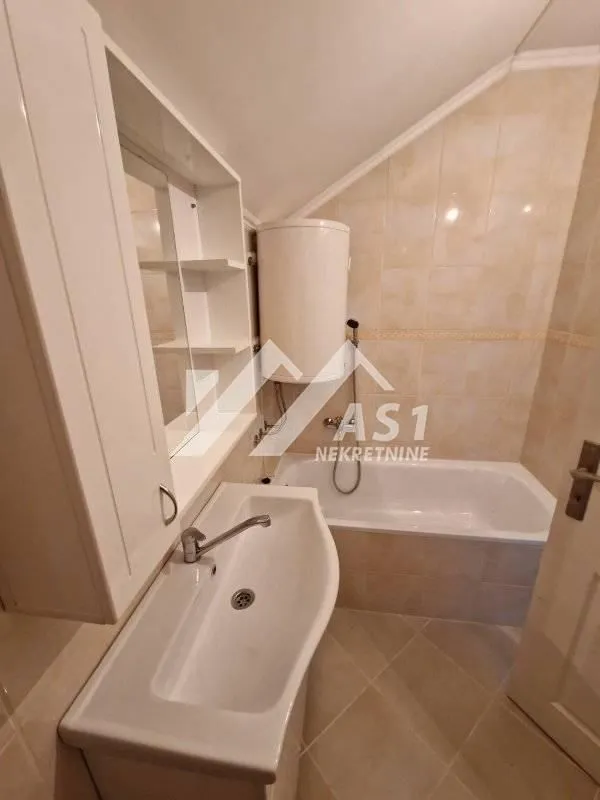 Prodaja, dvosoban stan, 52m², Bačka Palanka, Novi Sad