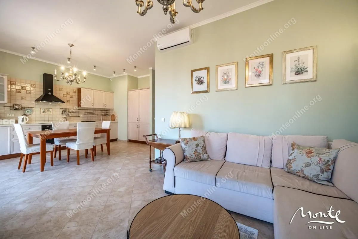 Prodaja, jednosoban stan, 63m², Orahovac, Kotor