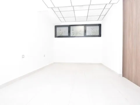 Izdavanje, poslovni prostor, 220m², Autobuska stanica, Podgorica - image 10