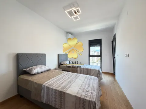Rent, two bedroom apartment, 75m², Podgorica, Crna Gora - image 9