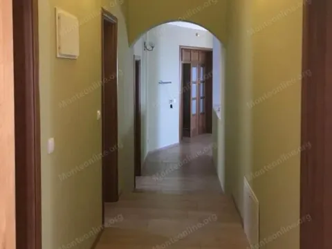 Prodaja, kuća, 380m², Dobre Vode, Bar - image 26