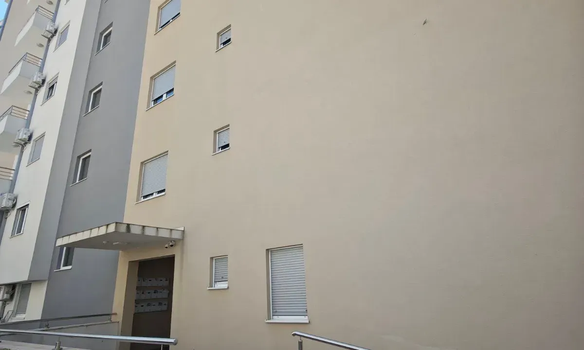 Rent, one bedroom apartment, 43m², Maslinjak, Budva