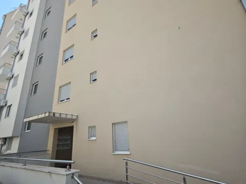 Stan in Maslinjak
