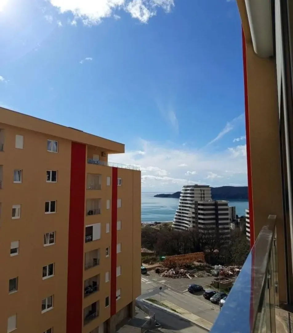 Prodaja, jednosoban stan, 43m², Bečići, Budva