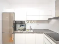 Izdavanje, jednosoban stan, 45m², City Kvart, Podgorica - image 17