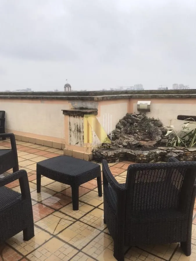 Prodaja, stan, 130m², Grbavica, Novi Sad Sve Podlokacije
