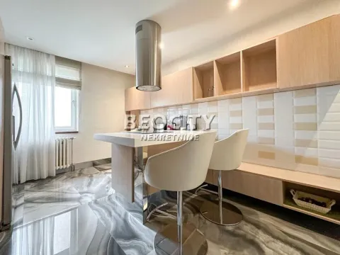 Izdavanje, četvorosoban stan, 240m², Kalenić Pijaca, Vračar Sve Podlokacije - image 6