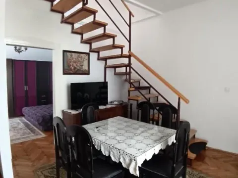 Stan in Gundulićev Venac