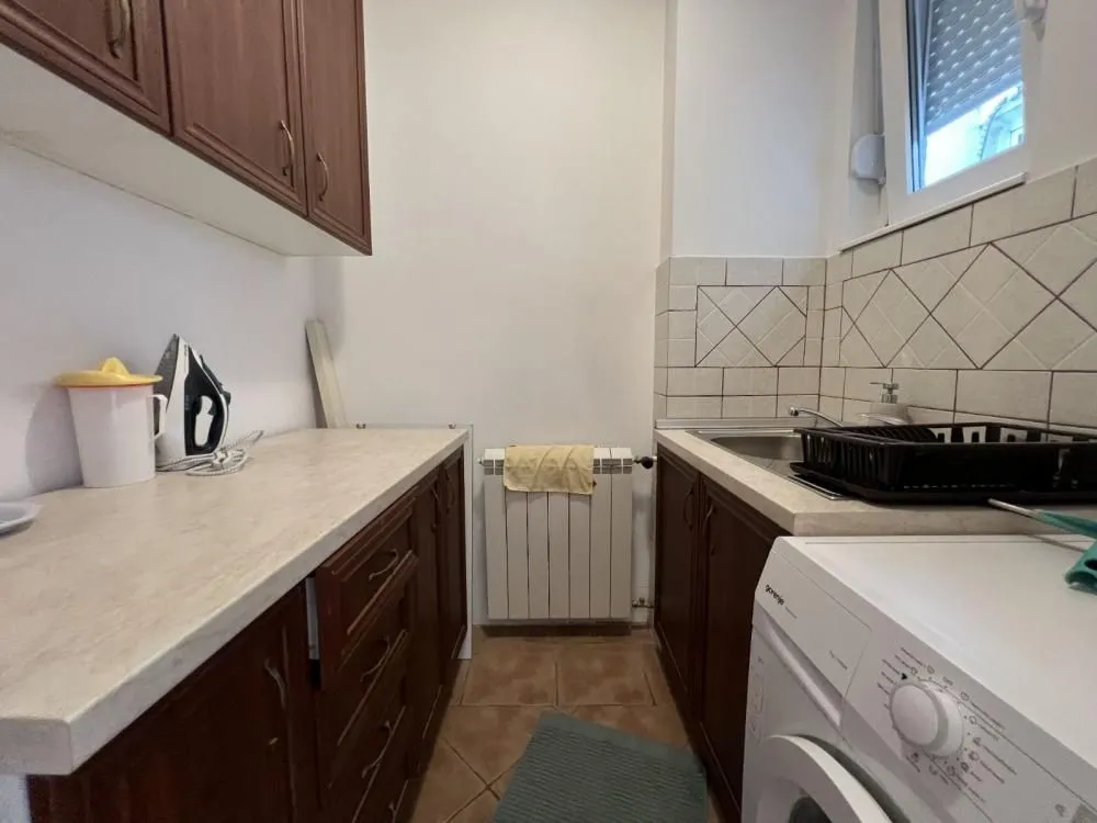 Rent, four bedroom apartment, 135m², Vračar Hram, Vračar Sve Podlokacije