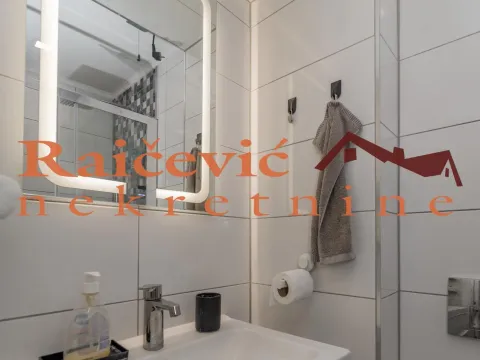 Prodaja, dvosoban stan, 44m², Centar, Stara Pazova - image 15