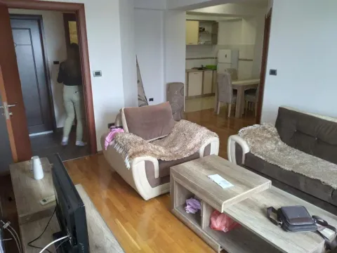 Rent, three bedroom apartment, 110m², Podgorica, Crna Gora - image 11