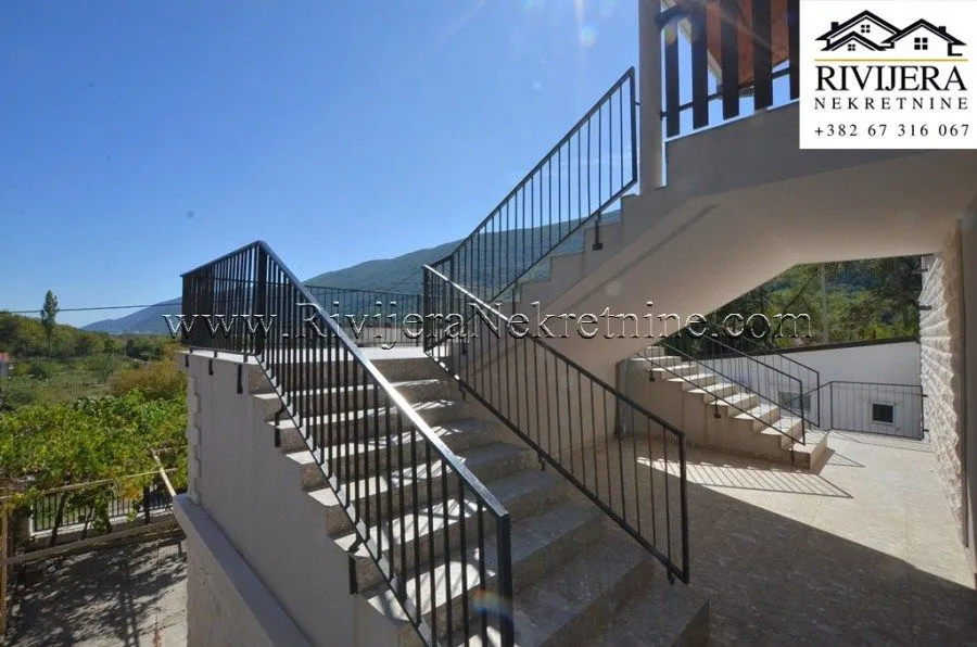 Prodaja, kuća, 237m², Sutorina, Herceg Novi