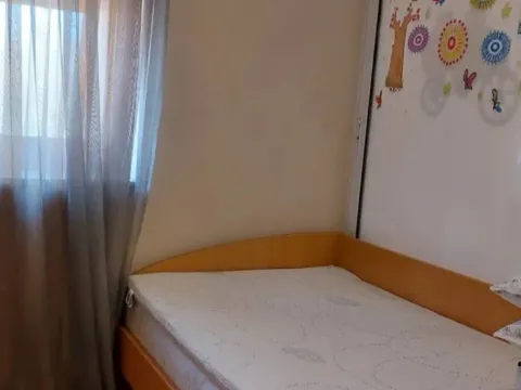 Izdavanje, trosoban stan, 84m², Autobuska stanica, Podgorica - image 11