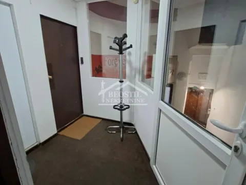 Rent, office space, 85m², Stari Grad, Beograd - image 12