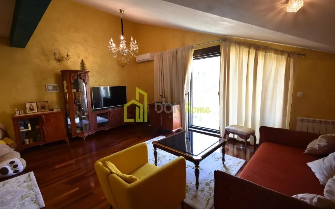 Prodaja, dvosoban stan, 90m², Gorica C, Podgorica