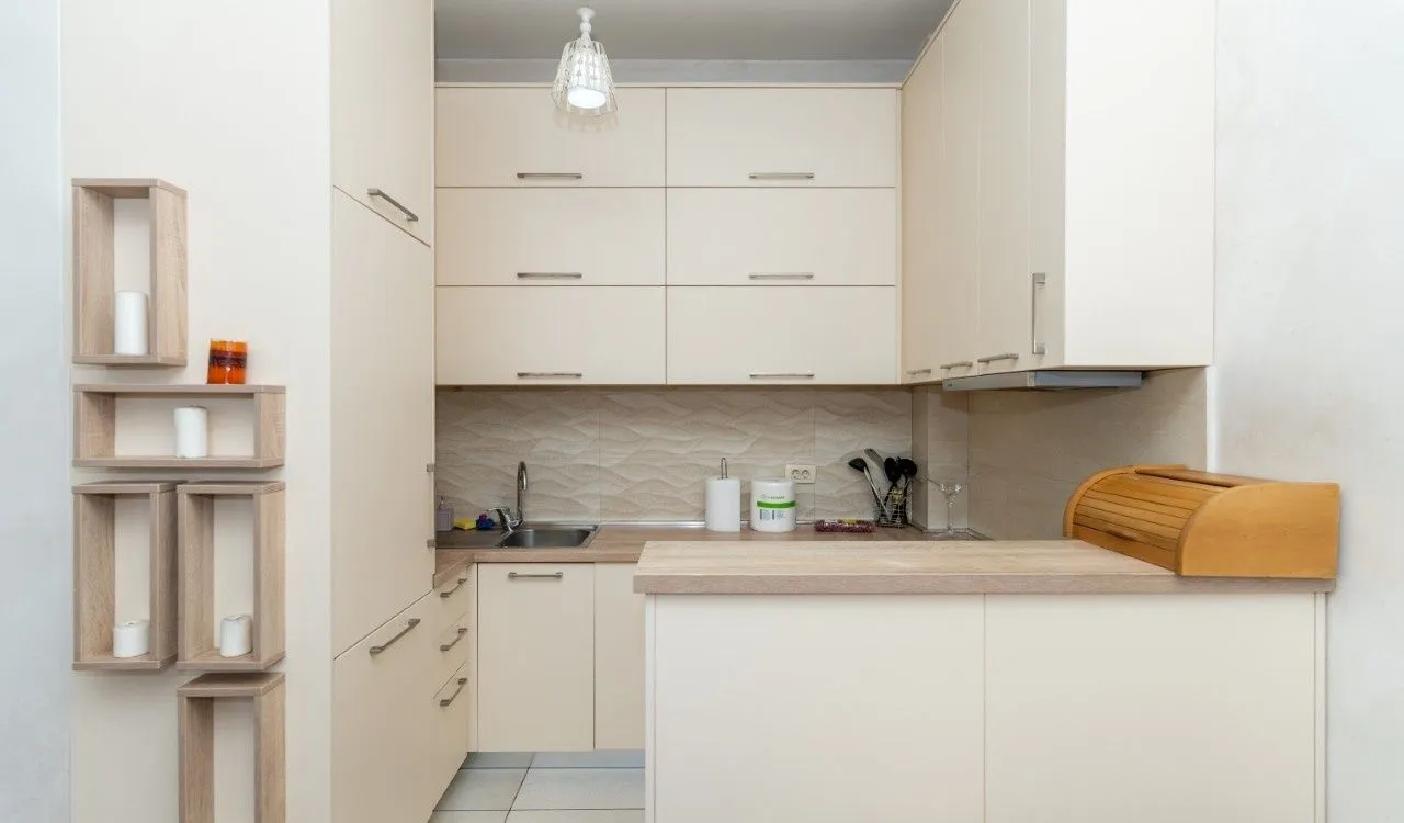 Izdavanje, trosoban stan, 86m², Stara Varoš, Podgorica