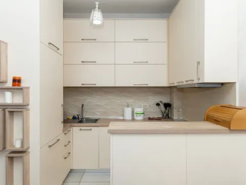 Izdavanje, trosoban stan, 86m², Stara Varoš, Podgorica - image 5