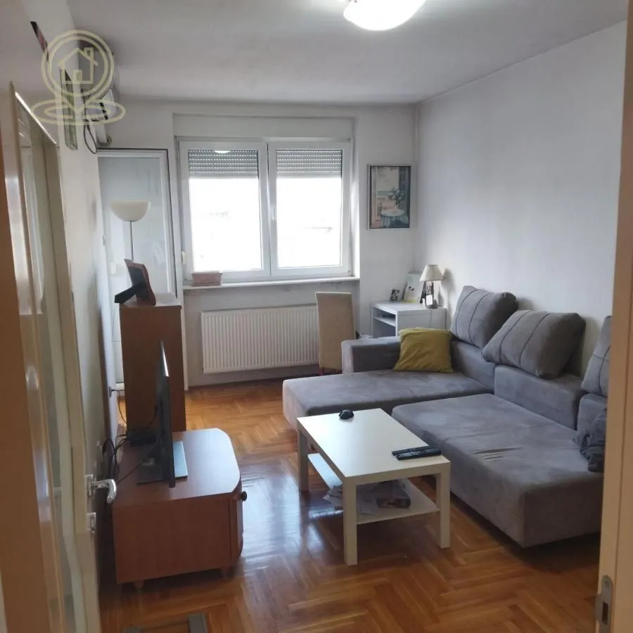 Prodaja, dvosoban stan, 44m², Rotkvarija, Novi Sad Sve Podlokacije