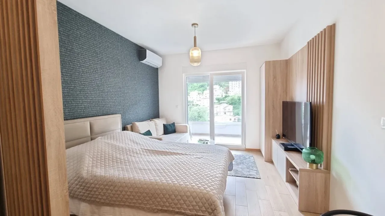 Rent, studio apartment, 30m², Budva, Crna Gora