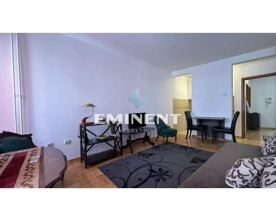 Rent, one bedroom apartment, 30m², Tašmajdan, Palilula Sve Podlokacije