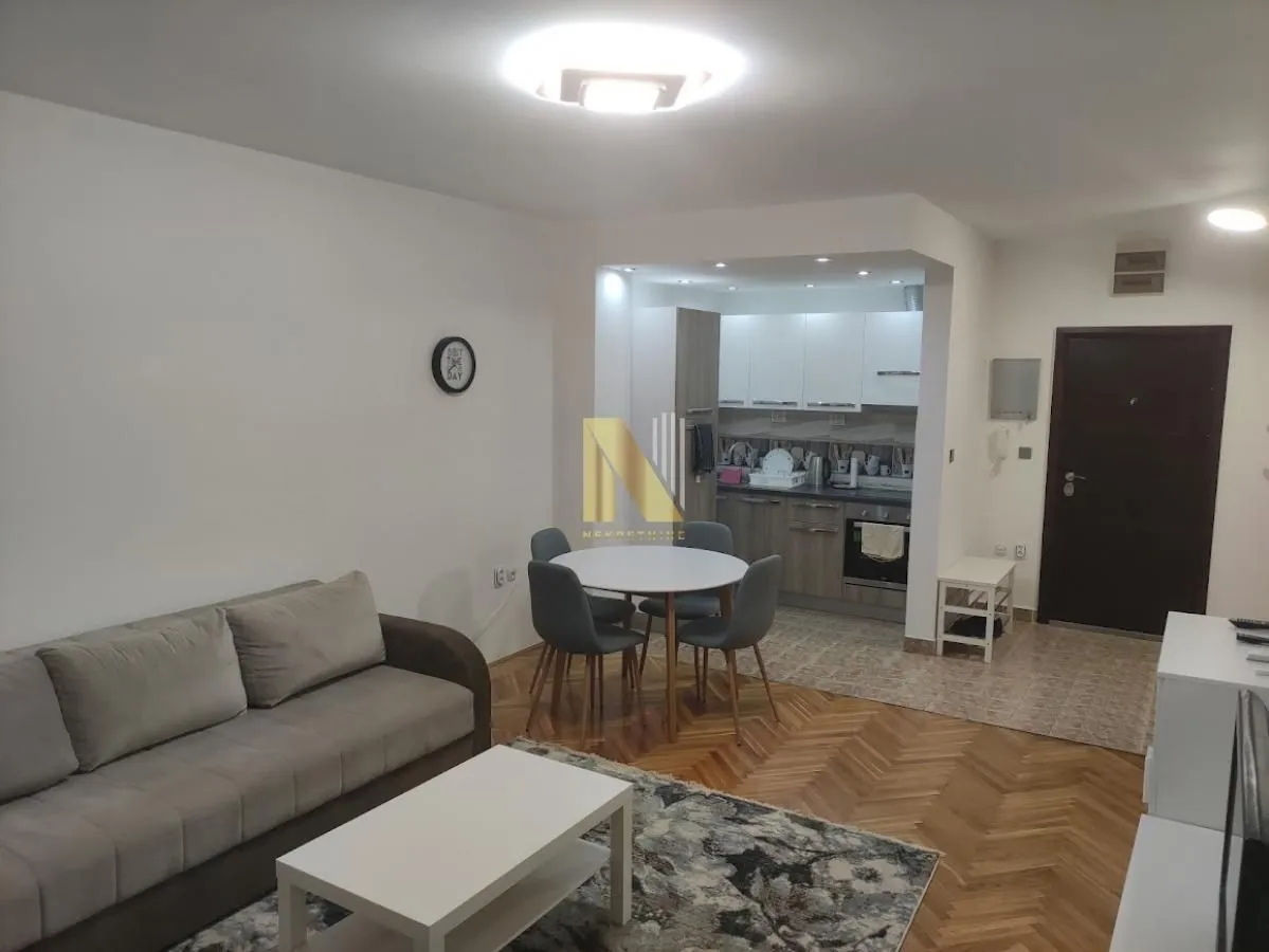 Rent, two bedroom apartment, 50m², Bulevar Oslobodjenja, Novi Sad Sve Podlokacije