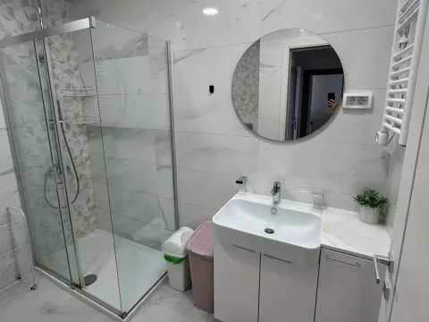 Rent, two bedroom apartment, 68m², Central Point, Podgorica - image 4