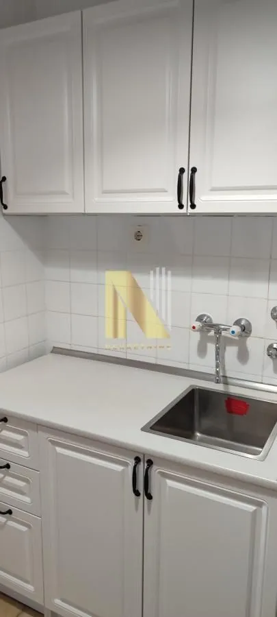 Izdavanje, jednosoban stan, 39m², Liman 3, Novi Sad Sve Podlokacije