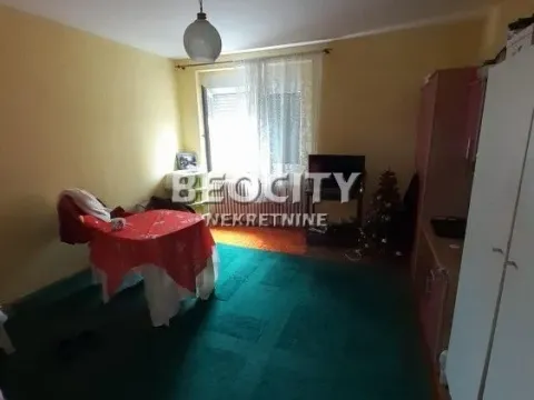 Sale, house, 200m², Salajka, Novi Sad Sve Podlokacije - image 11