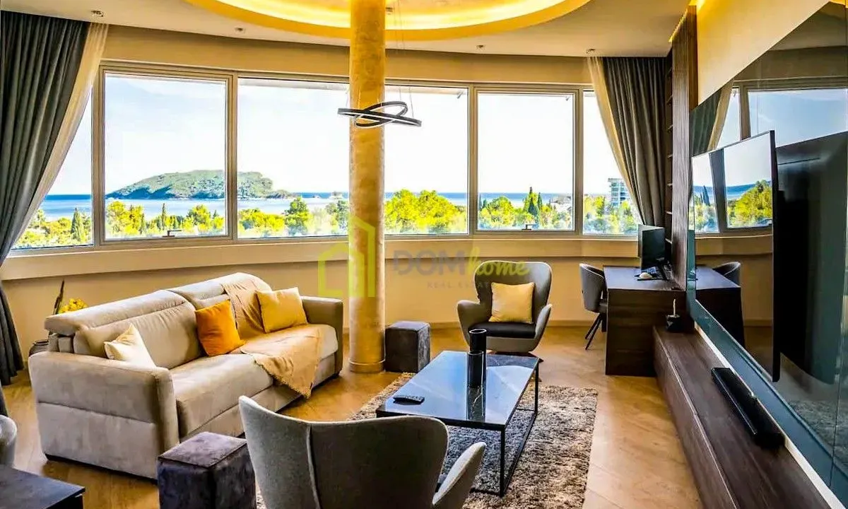 Izdavanje, dvosoban stan, 111m², Budva, Crna Gora