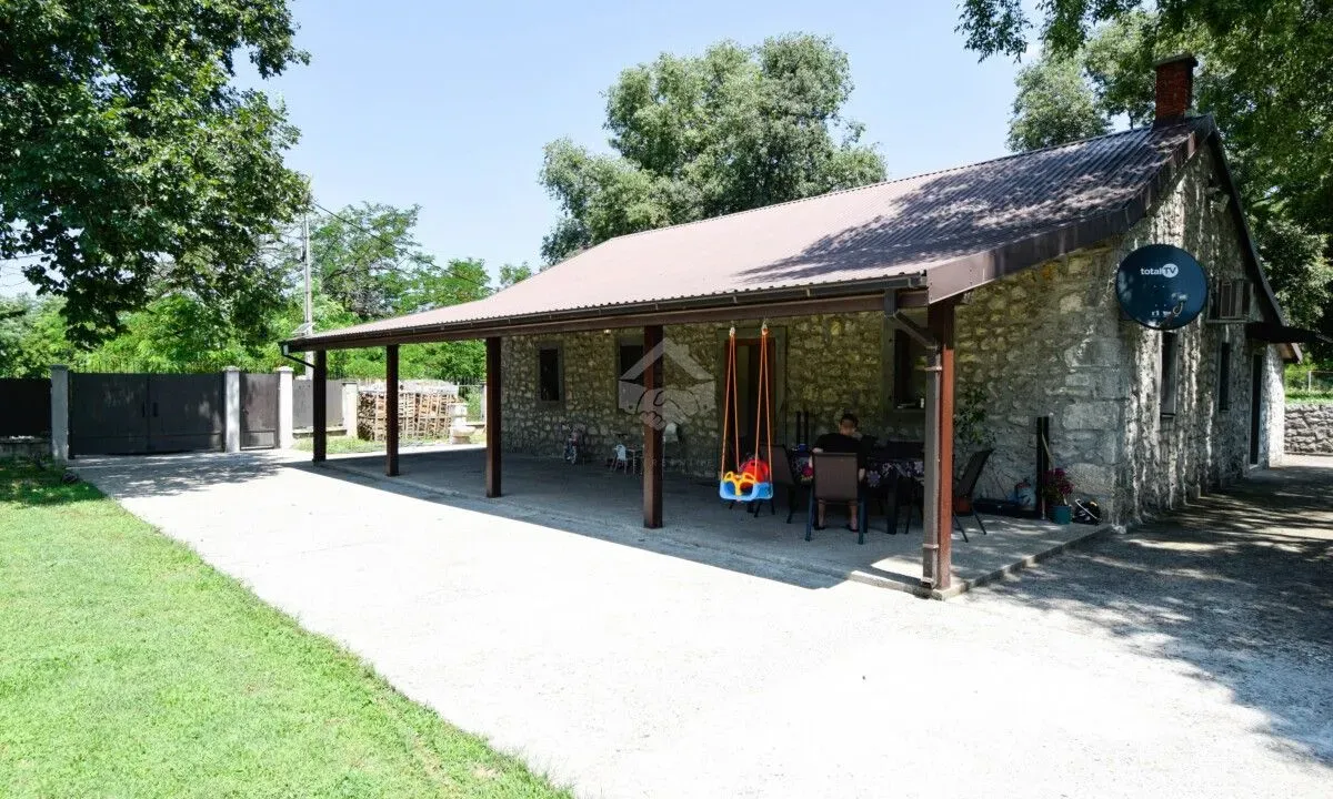 Rent, house, 130m², Martinići, Danilovgrad