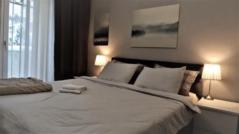 Izdavanje, kuća, 450m², Savski Venac, Beograd
