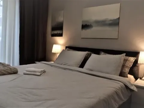 Izdavanje, kuća, 450m², Savski Venac, Beograd - image 14