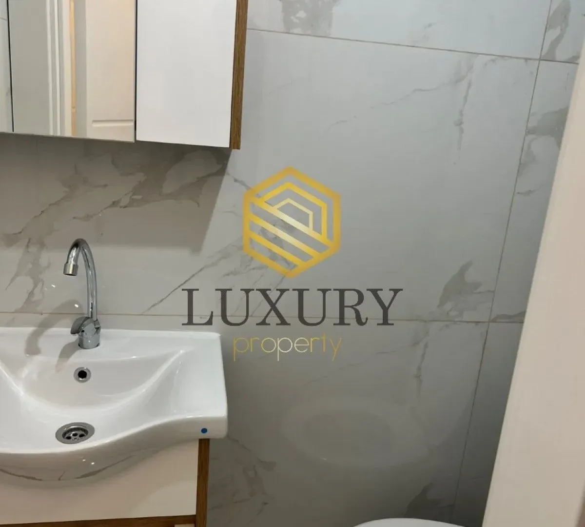 Rent, two bedroom apartment, 76m², Central Point, Podgorica