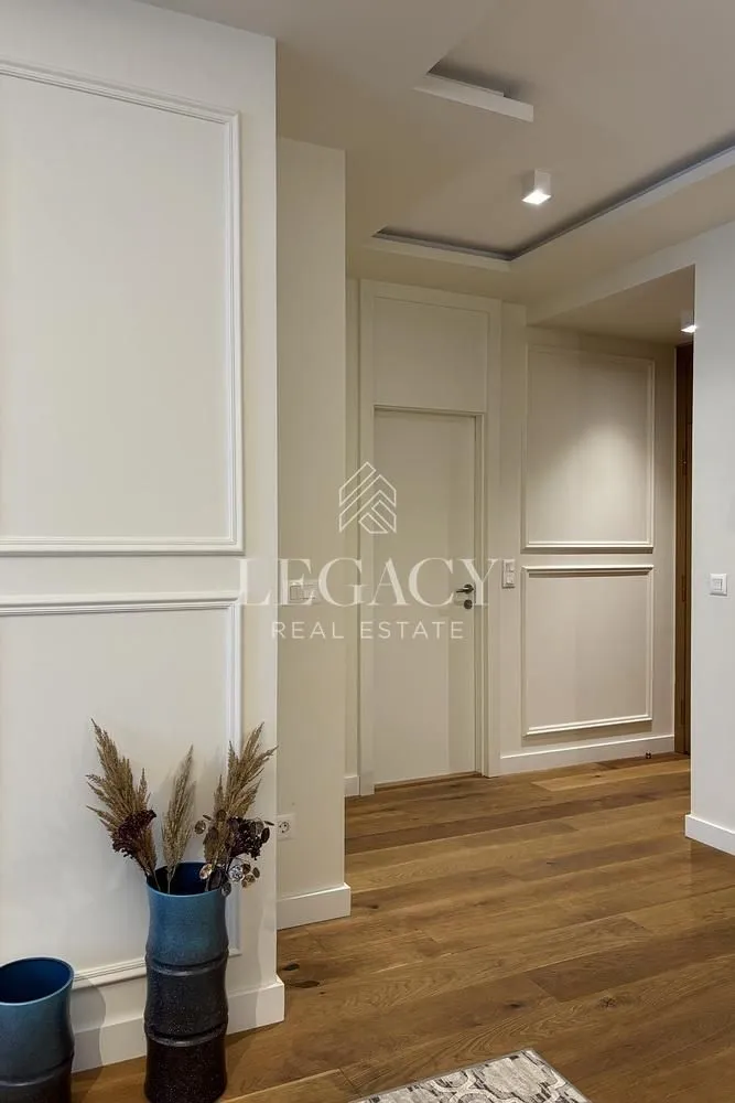 Rent, two bedroom apartment, 60m², Savski Venac, Beograd