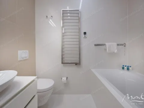 Prodaja, dvosoban stan, 125m², Budva, Crna Gora - image 17