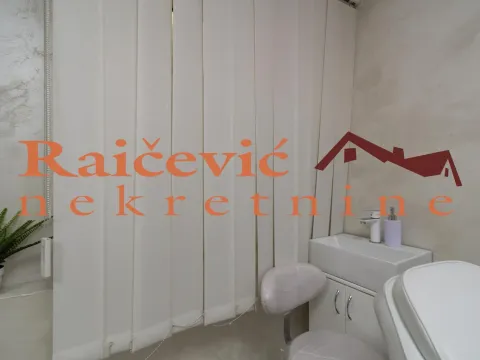 Prodaja, poslovni prostor, 57m², Kalenić Pijaca, Vračar Sve Podlokacije - image 13